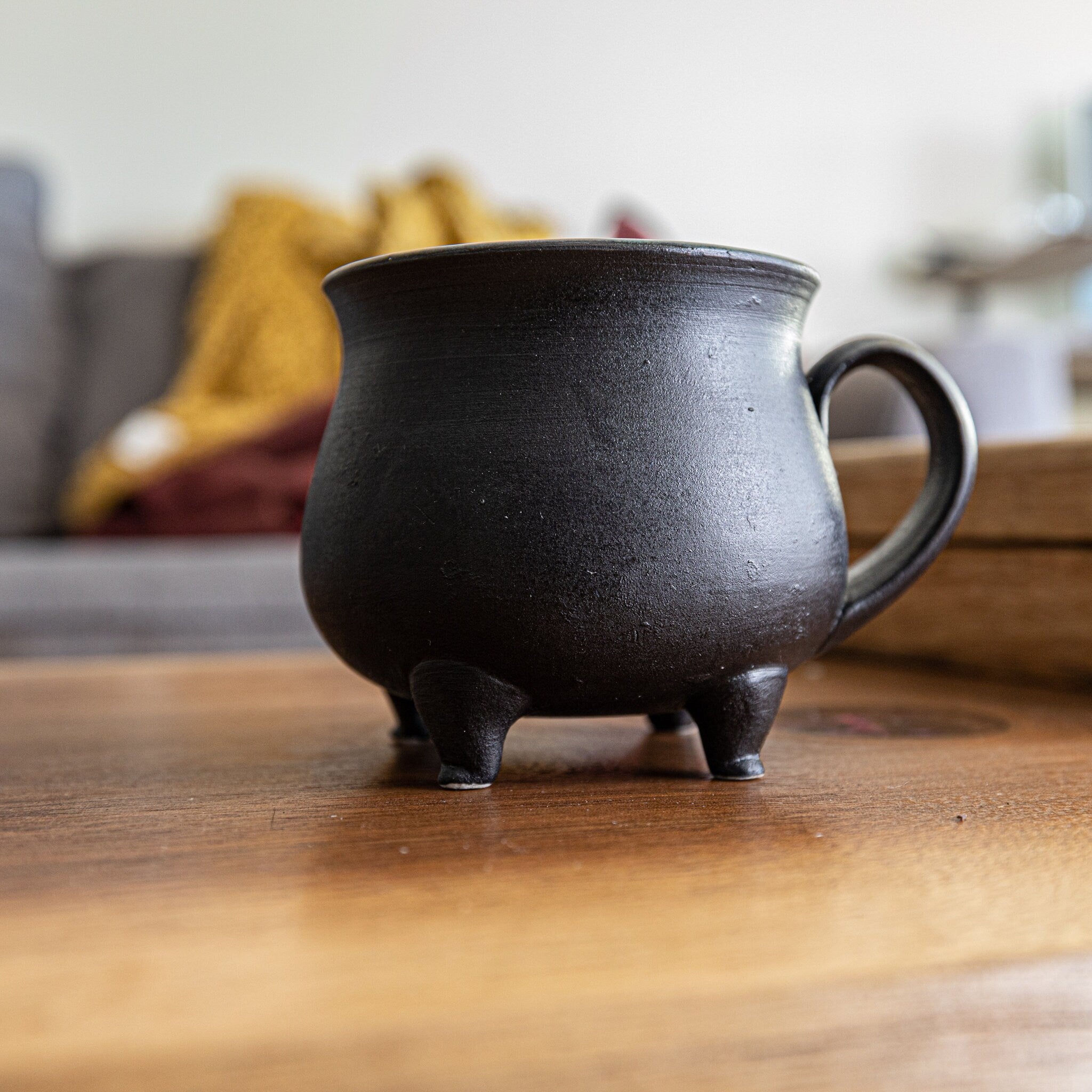 Cauldron Mug - Satin Black with Green Glaze Interior